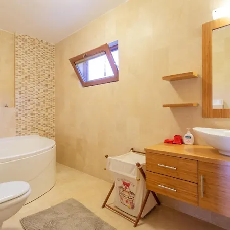 Lara - Villa Kaş